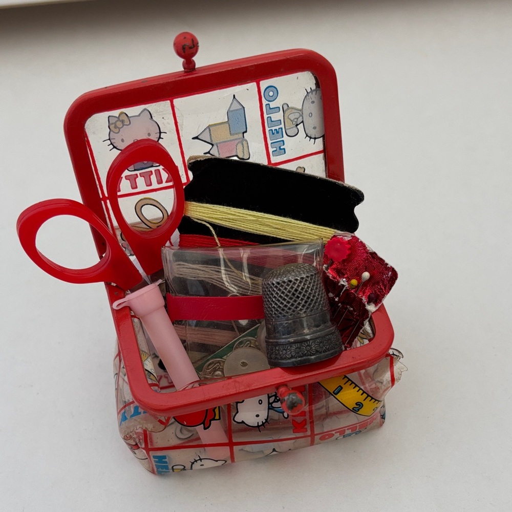Hello Kitty Vintage 1976 Sanrio Mini Sewing Set Kit Japan Collectible Cat Crafts
